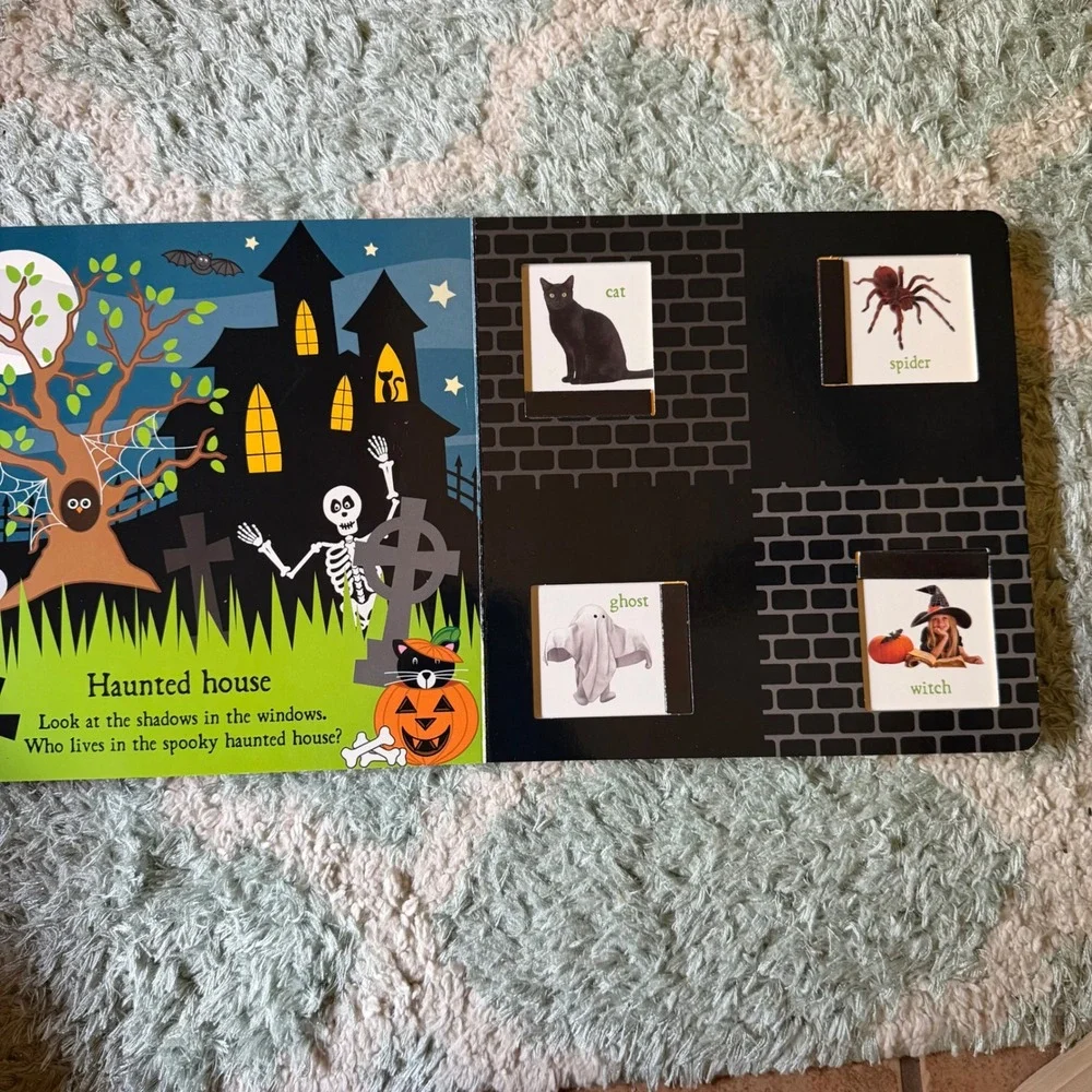 Slide and Find Spooky Halloween Board Book Roger Priddy Interactive Toddler